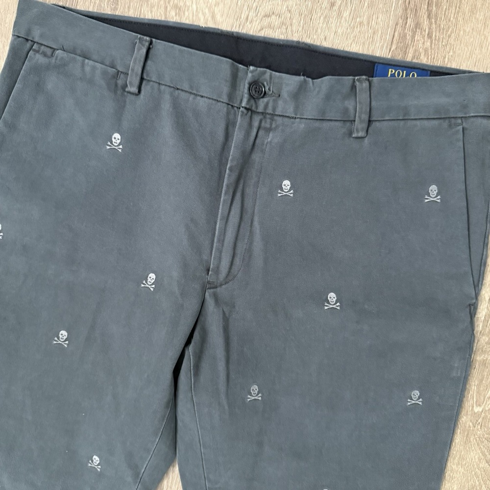 Polo Ralph Lauren Slim Fit Chino Pants Skulls All Over Print Men's 35x29 Grey - Picture 3 of 6